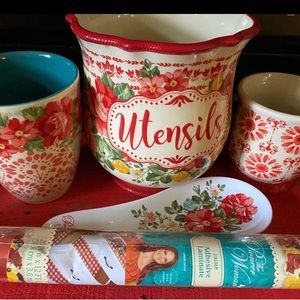 The Pioneer Woman Stoneware Vintage Floral Stoneware Utensil Holder Bundle